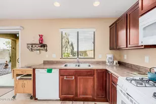 8048 W Georgetown Way, Florence, AZ 85132 - Photo 11