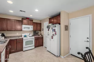 8048 W Georgetown Way, Florence, AZ 85132 - Photo 11