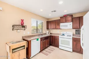 8048 W Georgetown Way, Florence, AZ 85132 - Photo 9