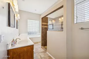 780 N Bristol Ln, Gilbert, AZ 85234 - Photo 37