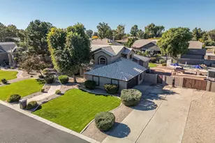 780 N Bristol Ln, Gilbert, AZ 85234 - Photo 59