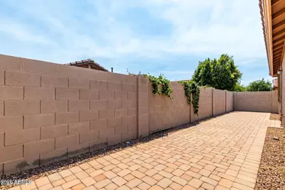 7393 W Palo Brea Lane, Peoria, AZ 85383 - Photo 25