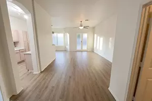 3869 W Charlotte Dr, Glendale, AZ 85310 - Photo 3