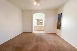 3869 W Charlotte Dr, Glendale, AZ 85310 - Photo 15