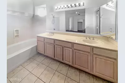 3869 W Charlotte Drive, Glendale, AZ 85310 - Photo 17