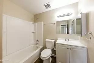 14248 N 35th St, Phoenix, AZ 85032 - Photo 3