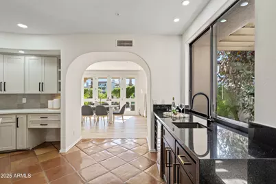 10147 E Topaz Drive, Scottsdale, AZ 85258 - Photo 9