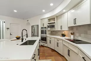 10147 E Topaz Dr, Scottsdale, AZ 85258 - Photo 11