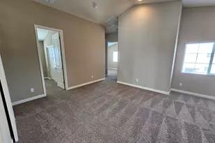 3042 N 33rd Pl, Phoenix, AZ 85018 - Photo 5