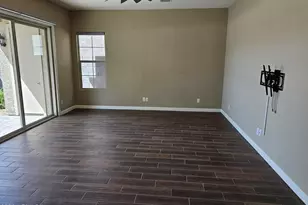 3042 N 33rd Pl, Phoenix, AZ 85018 - Photo 7