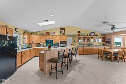 469 Liesen --, Morristown, AZ 85342 - Photo 19