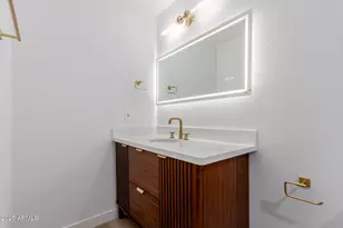 8055 E Thomas Rd, Scottsdale, AZ 85251 - Photo 17