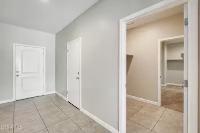 30388 W Amelia Avenue, Buckeye, AZ 85396 - Photo 9