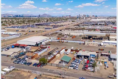 427 S 31st Avenue, Phoenix, AZ 85009 - Photo 3