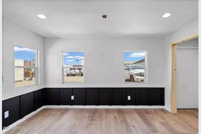 427 S 31st Avenue, Phoenix, AZ 85009 - Photo 5