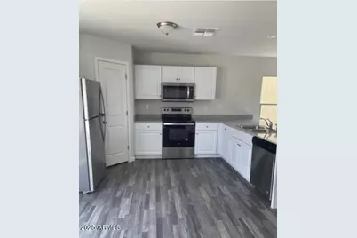 137 W Bobcat Place, Casa Grande, AZ 85122 - Photo 3