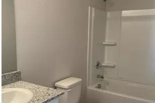 137 W Bobcat Pl, Casa Grande, AZ 85122 - Photo 9