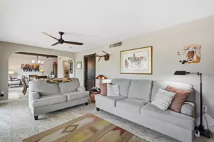 11022 W Crestbrook Dr, Sun City, AZ 85351 - Photo 21