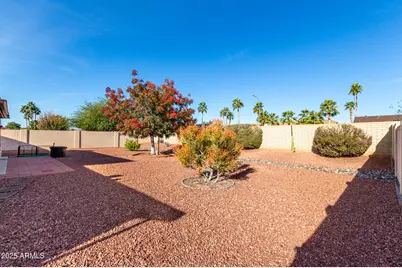 13718 W Gable Hill Drive, Sun City West, AZ 85375 - Photo 23