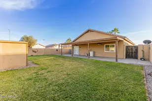 15330 W Caribbean Ln, Surprise, AZ 85379 - Photo 23