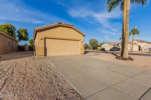 15330 W Caribbean Ln, Surprise, AZ 85379 - Photo 39