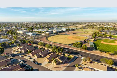 15330 W Caribbean Lane, Surprise, AZ 85379 - Photo 35