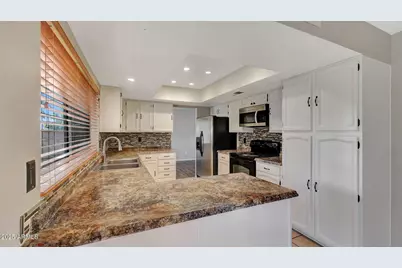 5127 W Shangri La Road, Glendale, AZ 85304 - Photo 21