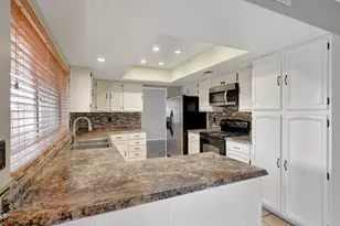 5127 W Shangri La Rd, Glendale, AZ 85304 - Photo 25