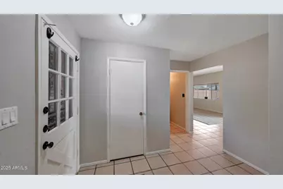 5127 W Shangri La Road, Glendale, AZ 85304 - Photo 13