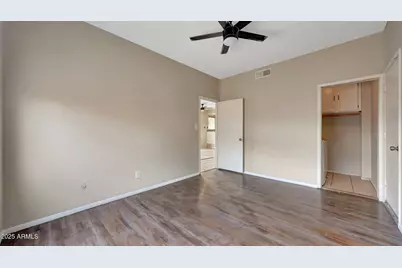 5127 W Shangri La Road, Glendale, AZ 85304 - Photo 21