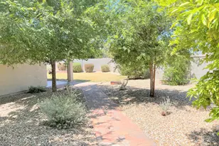 8162 W Pontiac Dr, Peoria, AZ 85382 - Photo 27