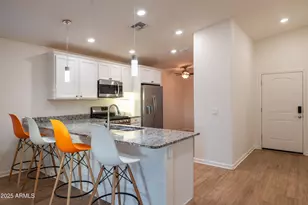 6230 S 34th Dr, Phoenix, AZ 85041 - Photo 9