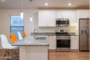 6230 S 34th Dr, Phoenix, AZ 85041 - Photo 11