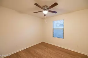6230 S 34th Dr, Phoenix, AZ 85041 - Photo 27