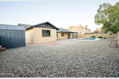 1123 W Mendoza Avenue, Mesa, AZ 85210 - Photo 31