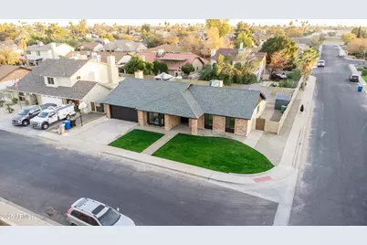 1123 W Mendoza Avenue, Mesa, AZ 85210 - Photo 3