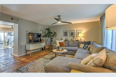 8520 E Montebello Avenue, Scottsdale, AZ 85250 - Photo 7