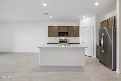 24069 W Papago Street, Buckeye, AZ 85326 - Photo 9