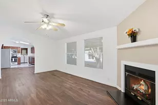 11275 N 99th Ave, Peoria, AZ 85345 - Photo 19