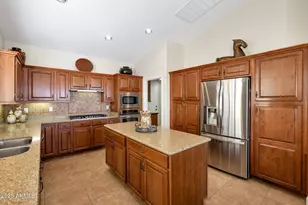 16090 W Piccadilly Rd, Goodyear, AZ 85395 - Photo 21