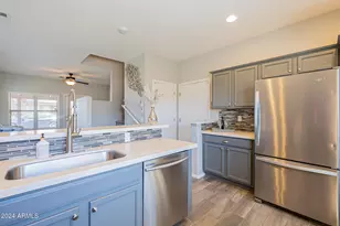 2929 N 37th St, Phoenix, AZ 85018 - Photo 9