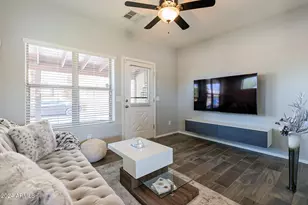 2929 N 37th St, Phoenix, AZ 85018 - Photo 3