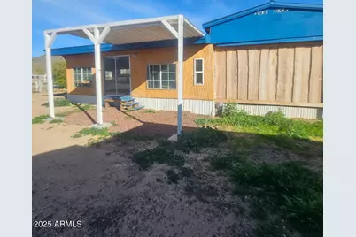 22855 W Sunset Lane, Congress, AZ 85332 - Photo 9