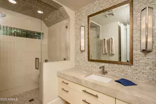 3500 E Lincoln Dr, Phoenix, AZ 85018 - Photo 23