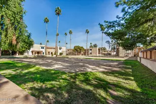 7126 N 19th Ave, Phoenix, AZ 85021 - Photo 29