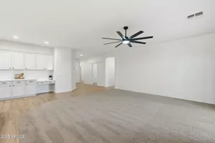 33015 N Slate Creek Dr, San Tan Valley, AZ 85143 - Photo 21