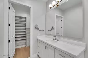 3918 E Crittenden Ln, Phoenix, AZ 85018 - Photo 25