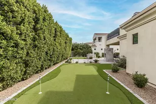 3918 E Crittenden Ln, Phoenix, AZ 85018 - Photo 3