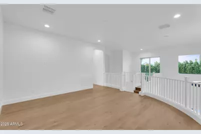 3918 E Crittenden Lane, Phoenix, AZ 85018 - Photo 19