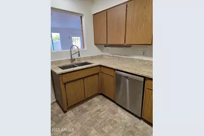 9346 W Madero Drive, Arizona City, AZ 85123 - Photo 15